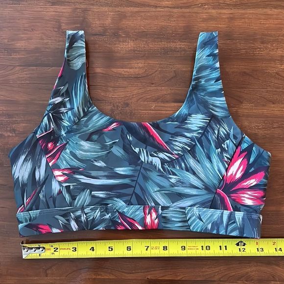 ⭐️3/$15 Lole Sports bra - Picture 6 of 8